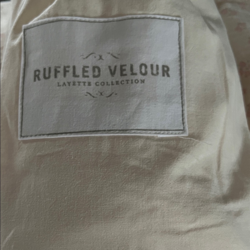 Restoration Hardware Pink Ruffled blankets - Picture 3 of 3